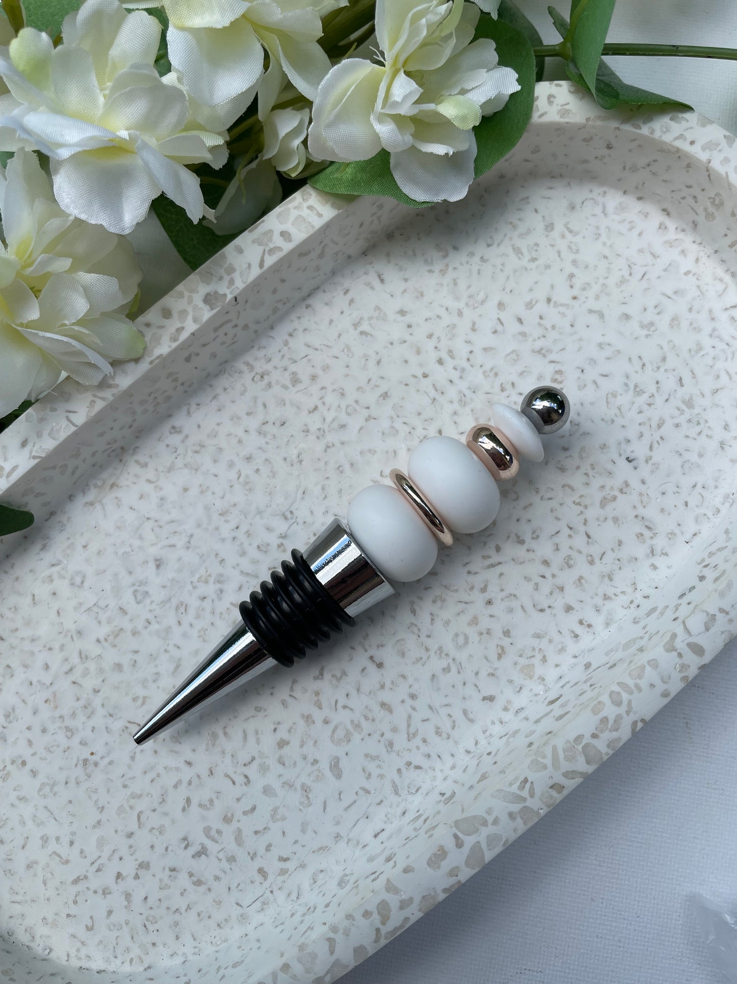 White and Gold Wine Bottle Stopper
